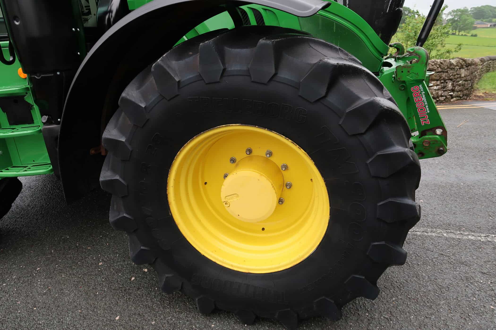 JOHN DEERE 6215R - Image 24