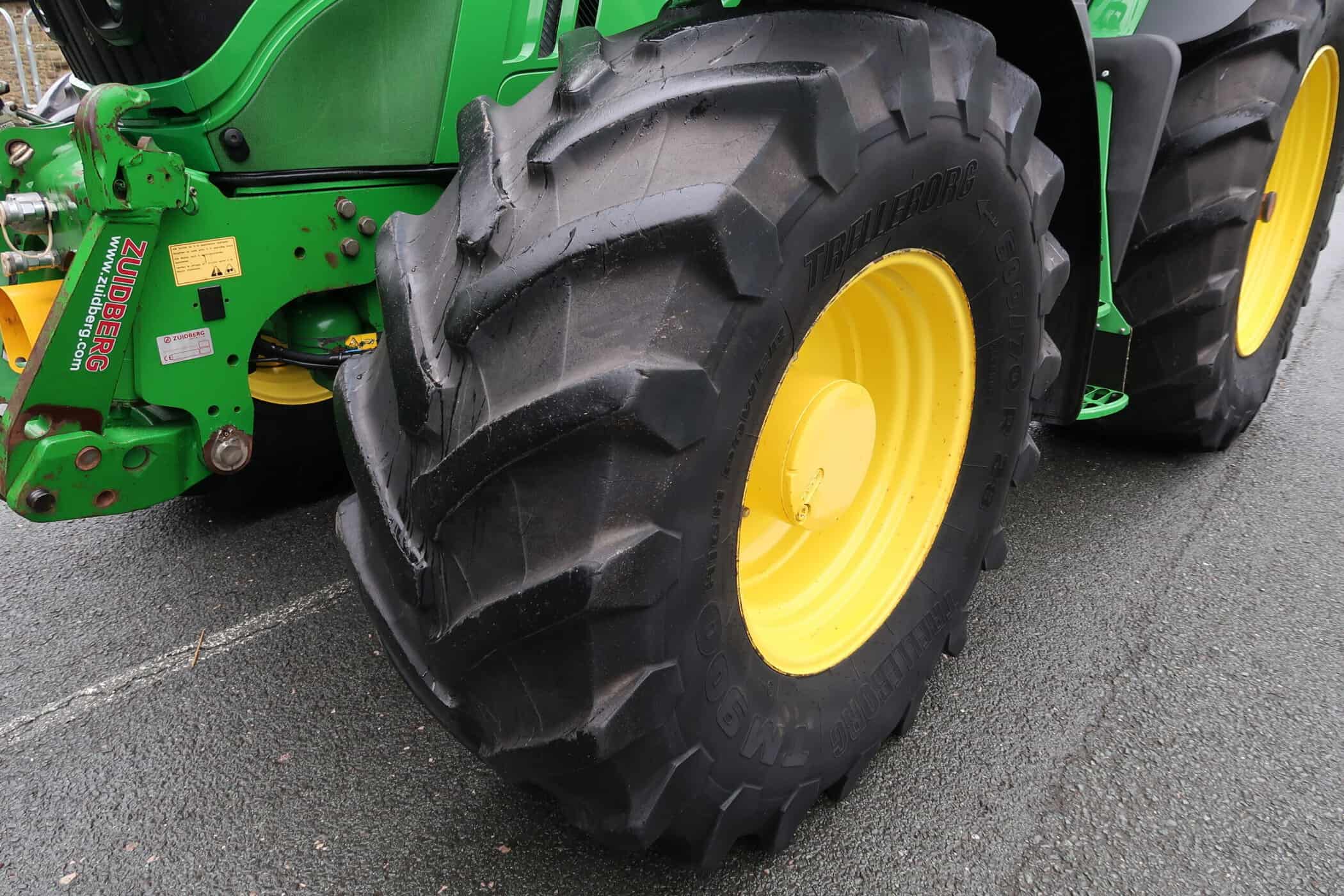 JOHN DEERE 6215R - Image 29