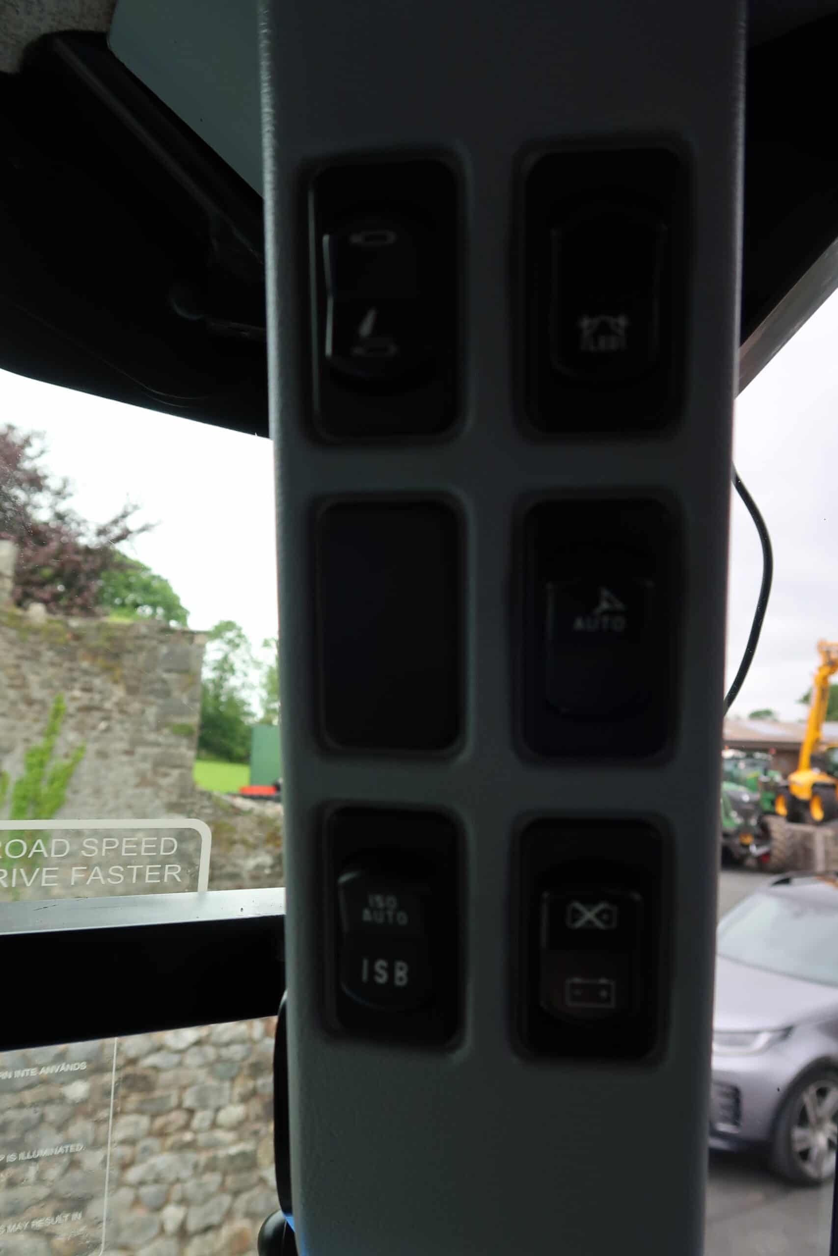 NEW HOLLAND T7.315 - Image 18