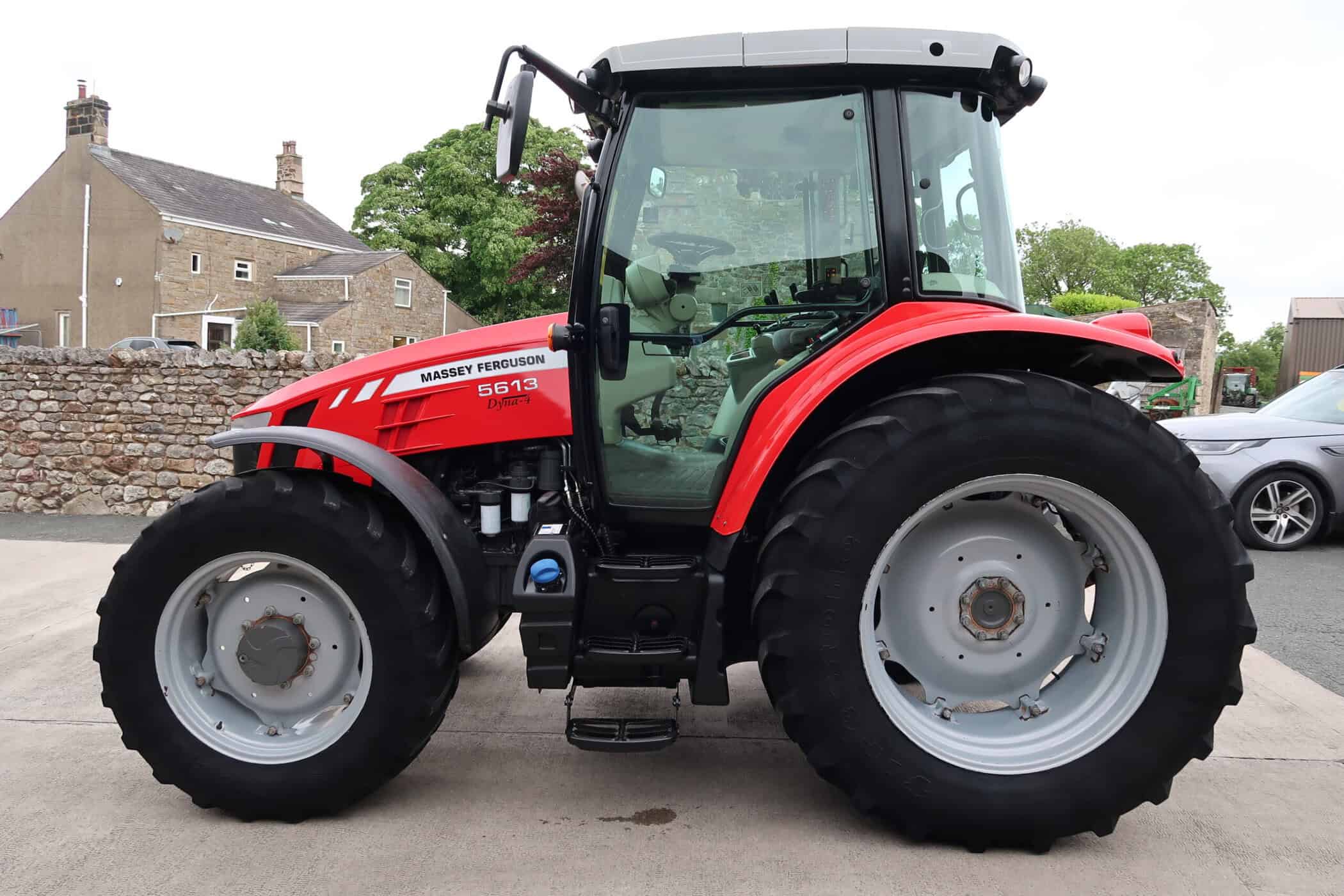 MASSEY FERGUSON 5613 - Image 2