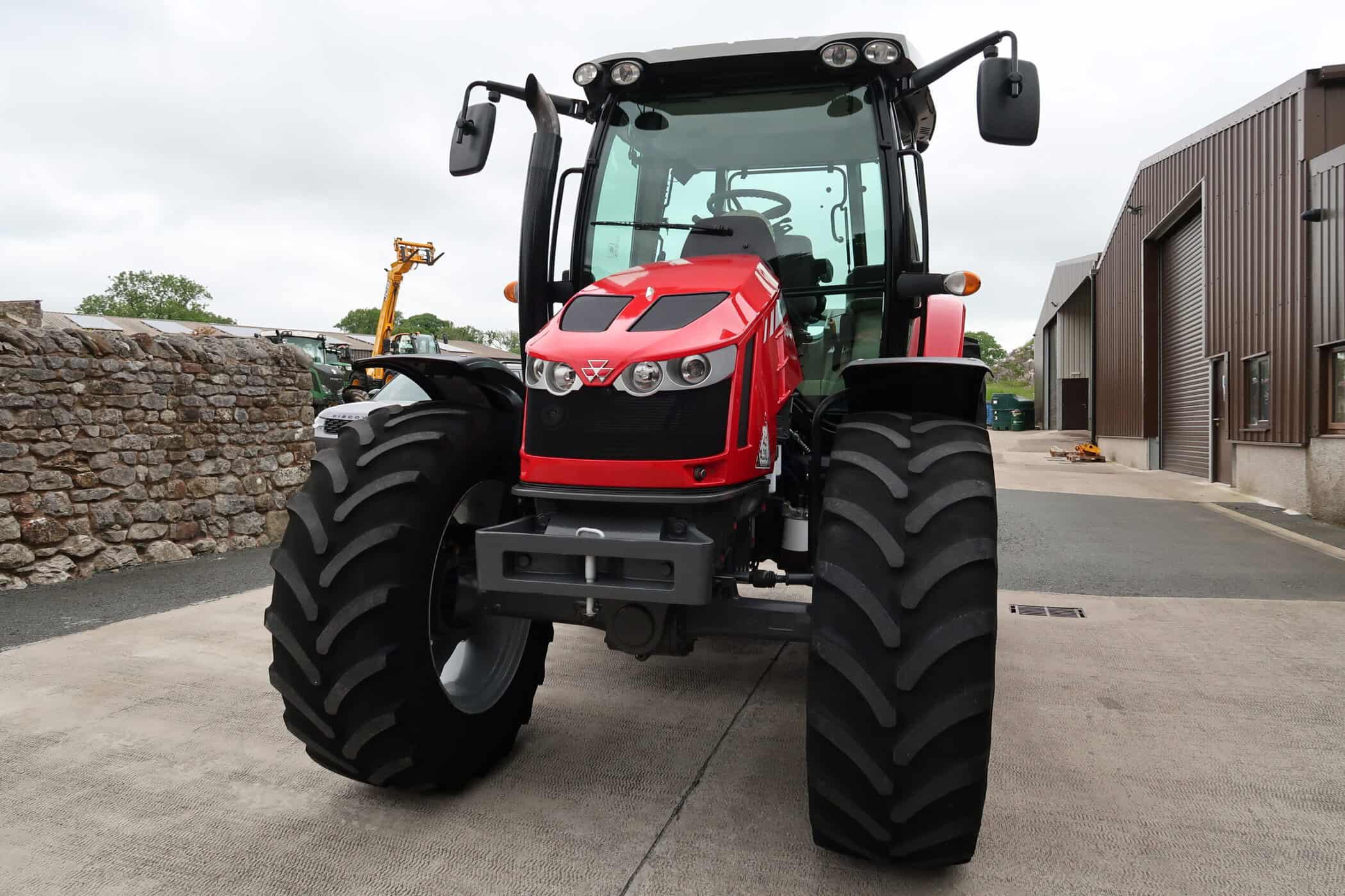 MASSEY FERGUSON 5613 - Image 3