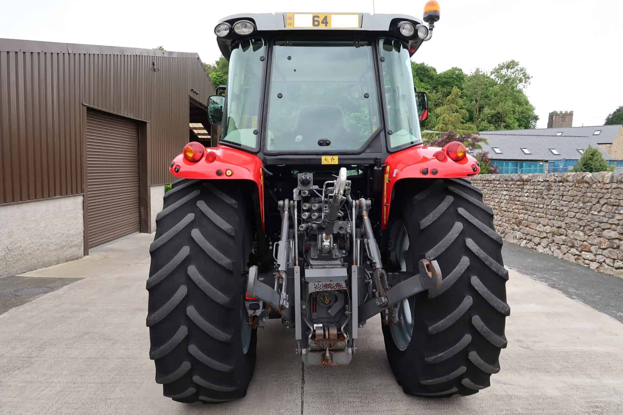 MASSEY FERGUSON 5613 - Image 5