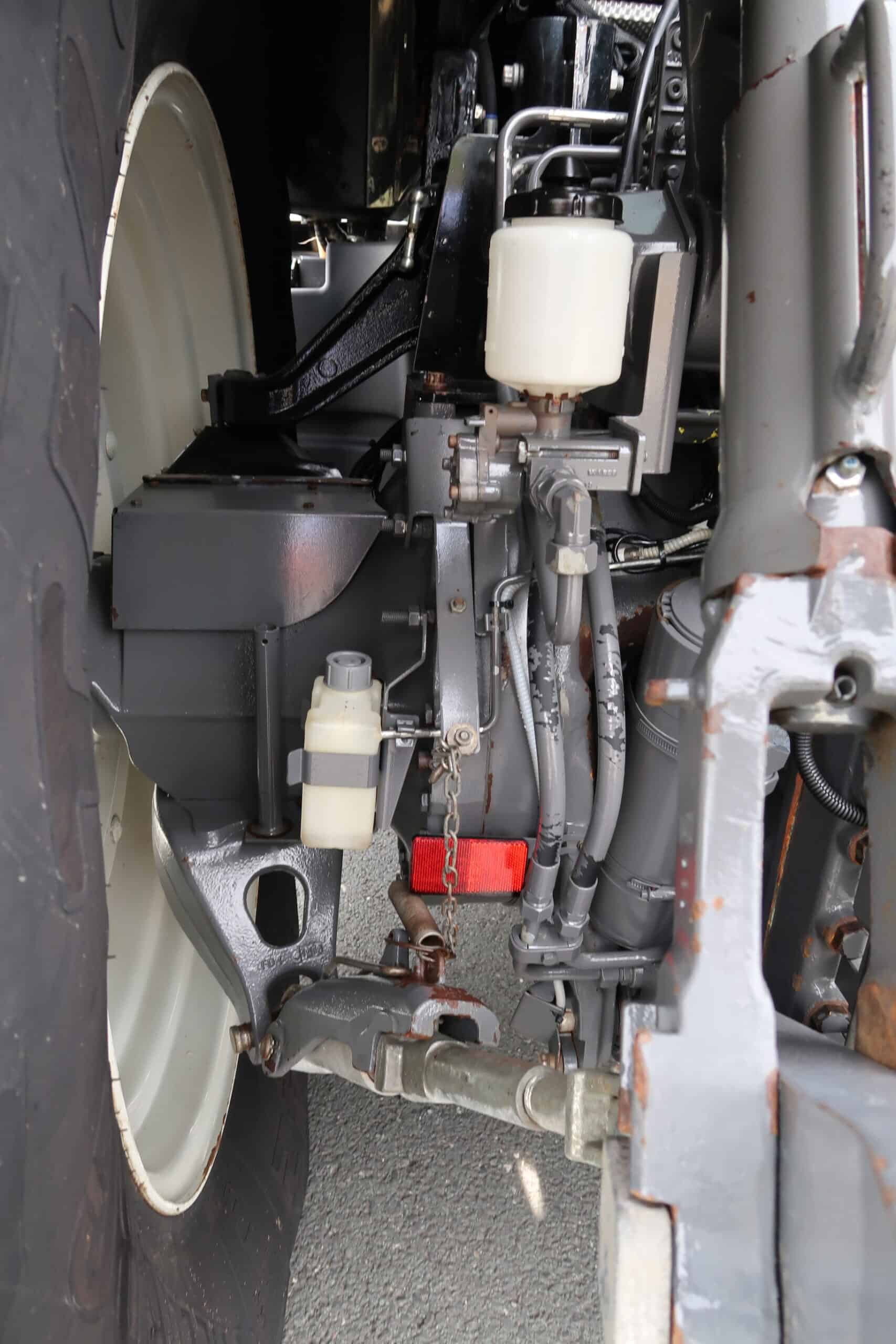 VALTRA S374 - Image 25