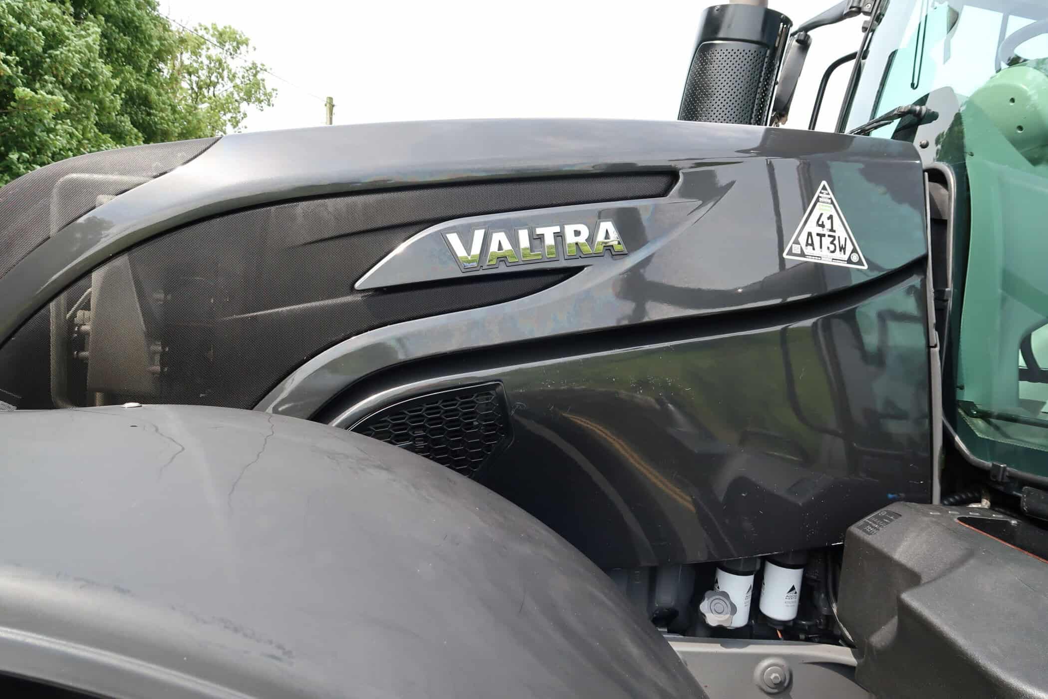 VALTRA S374 - Image 32