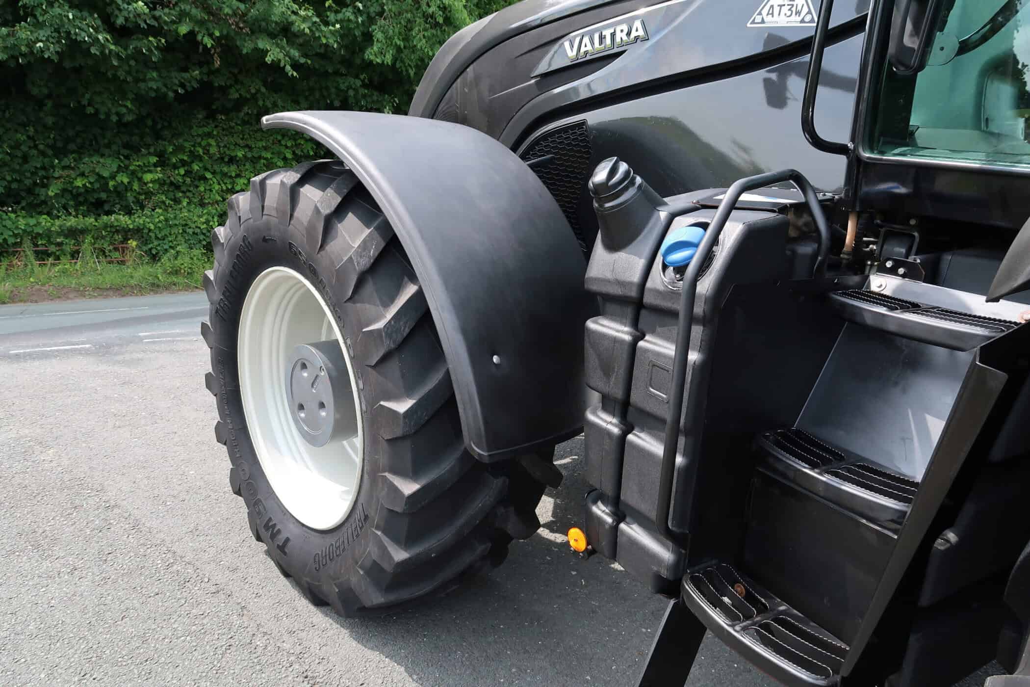 VALTRA S374 - Image 33