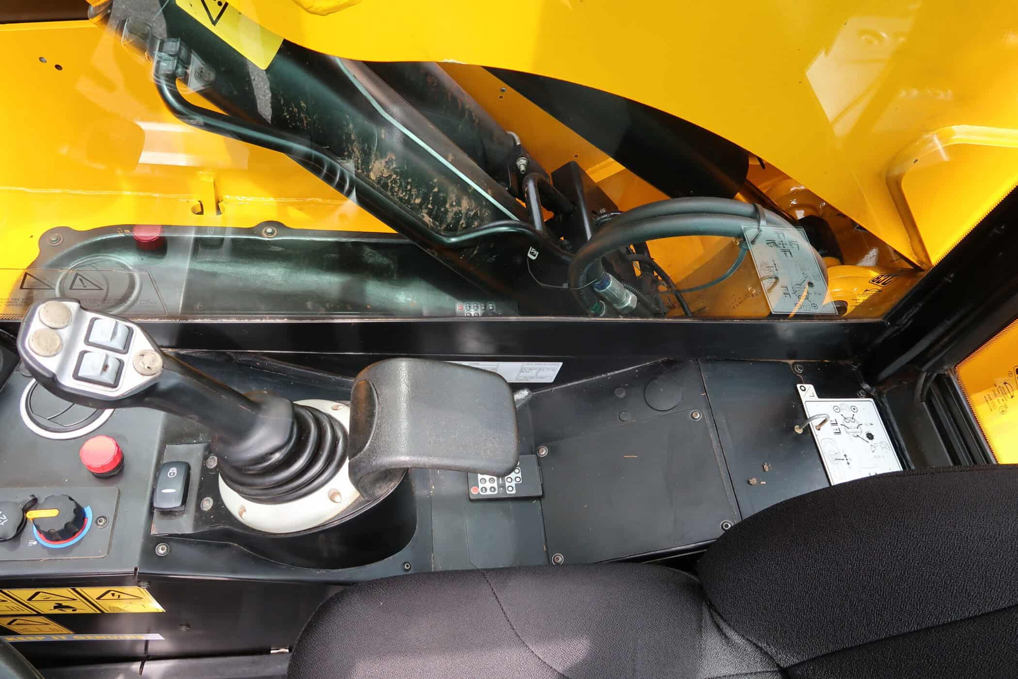 JCB 526-56 Agri - Image 15