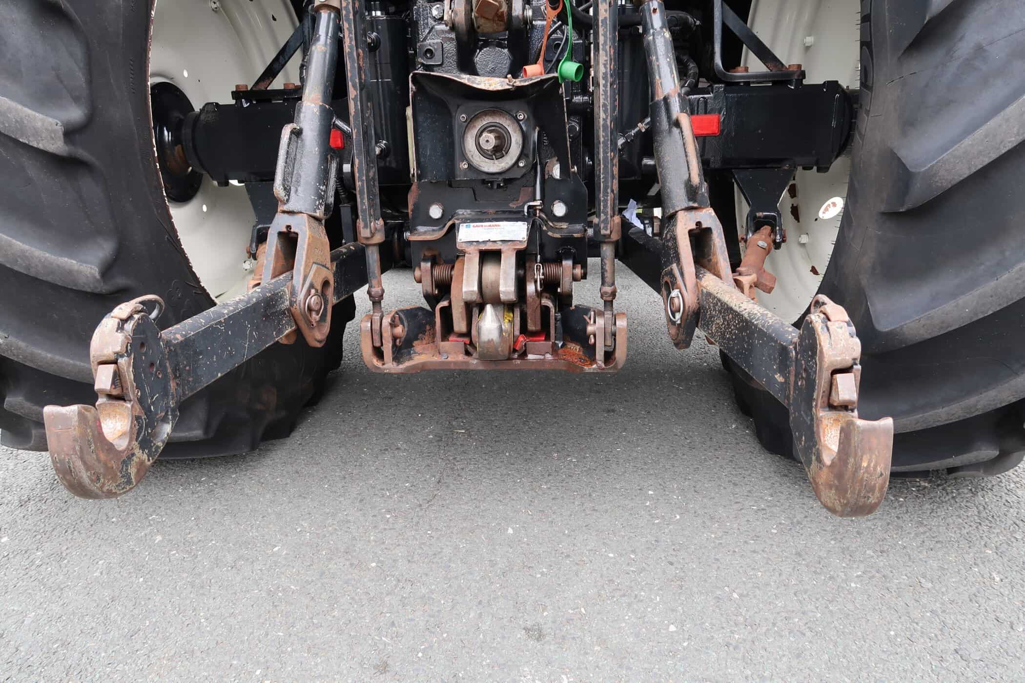 NEW HOLLAND T6050 - Image 6