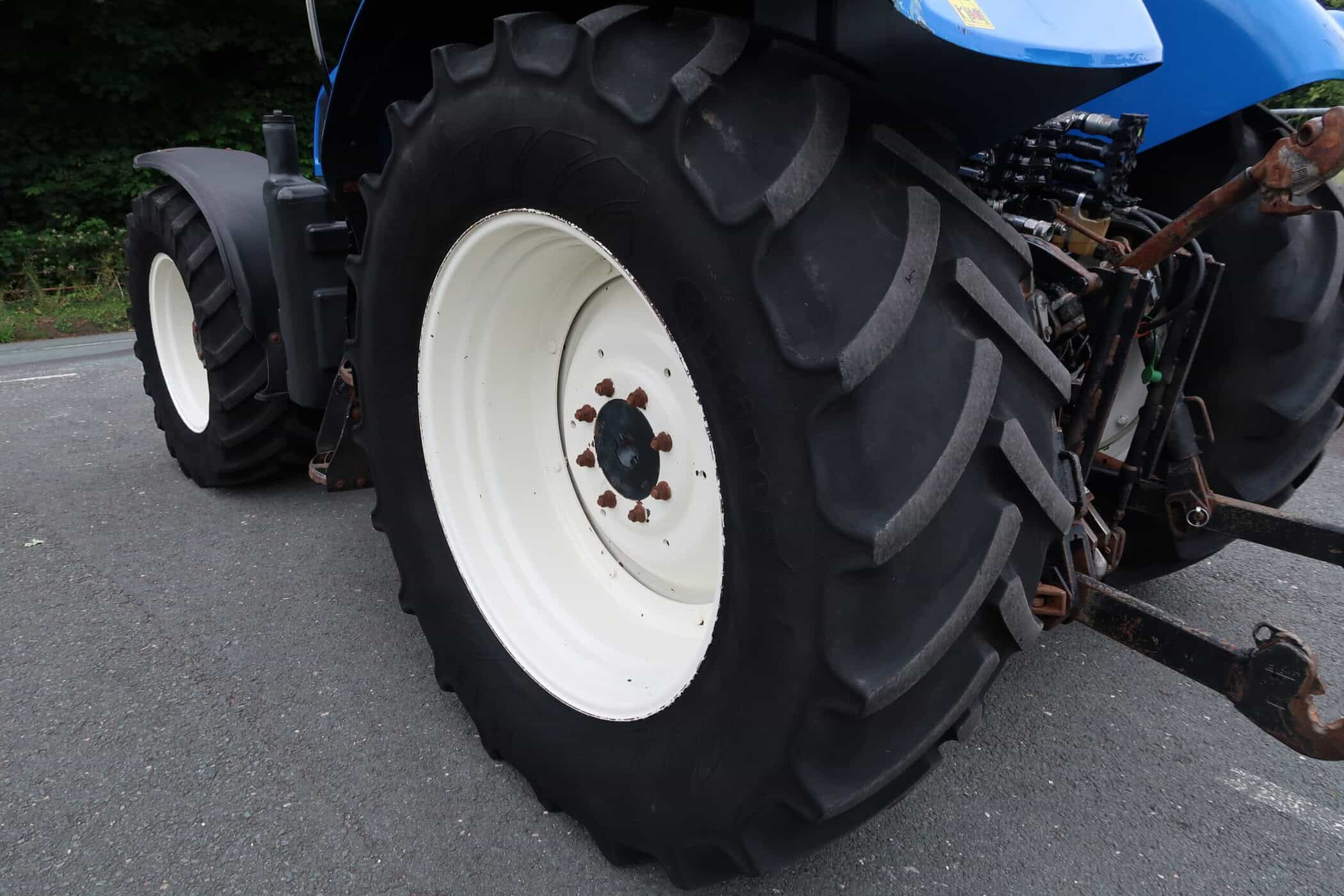 NEW HOLLAND T6050 - Image 26