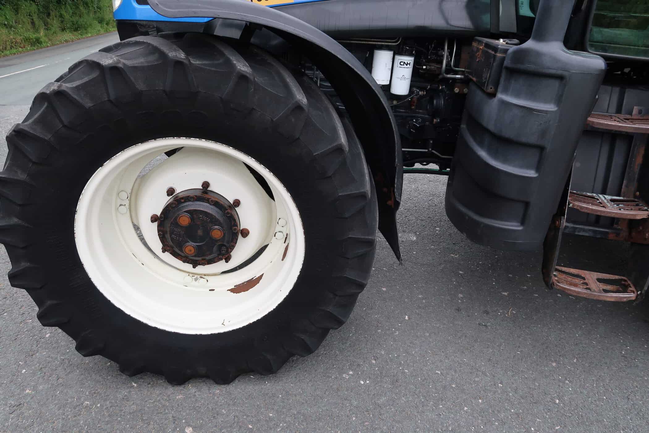 NEW HOLLAND T6050 - Image 28