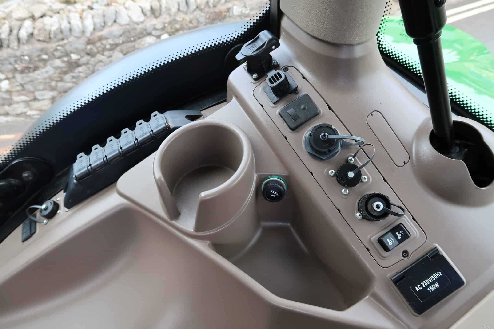 JOHN DEERE 6215R - Image 16