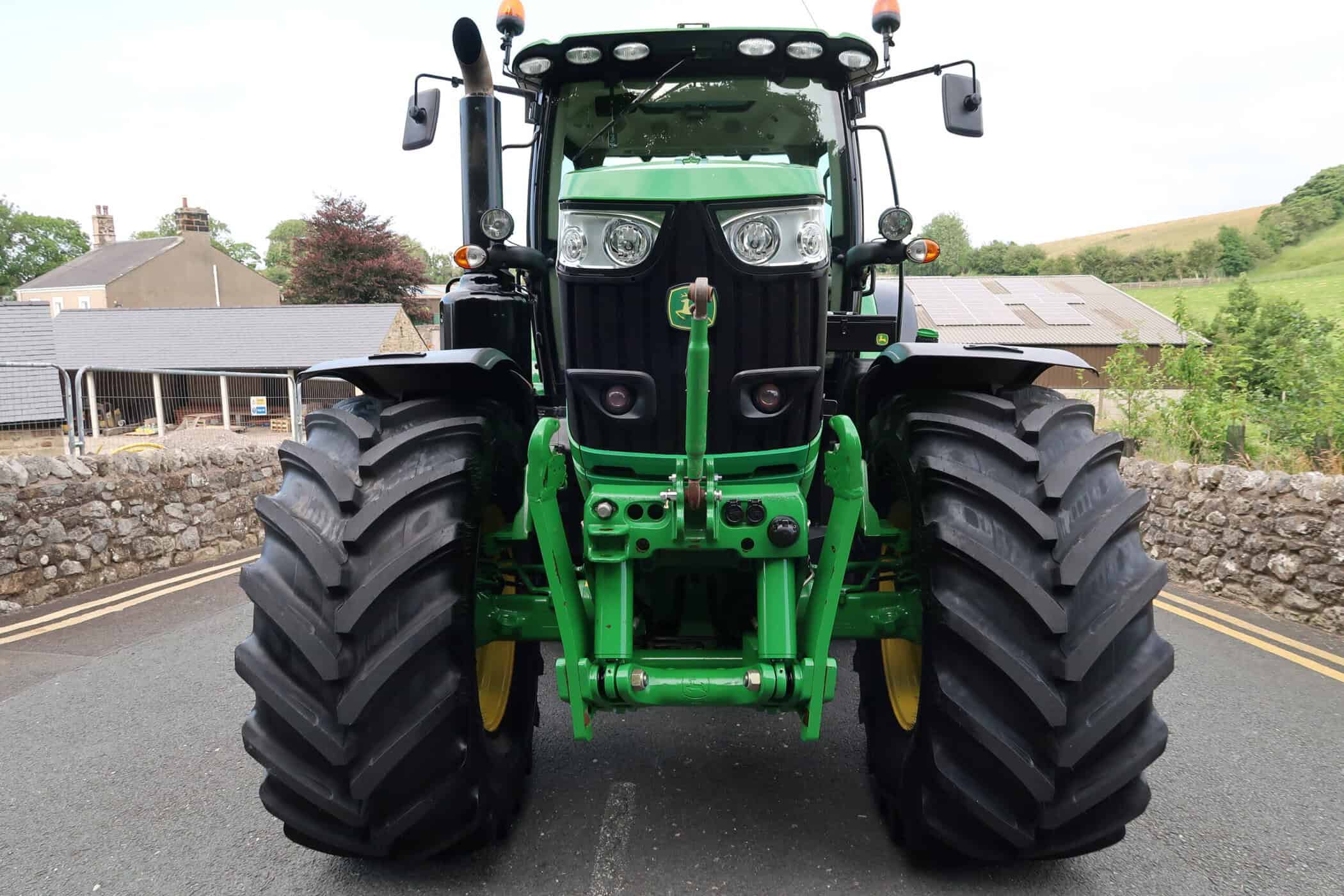 JOHN DEERE 6215R - Image 5