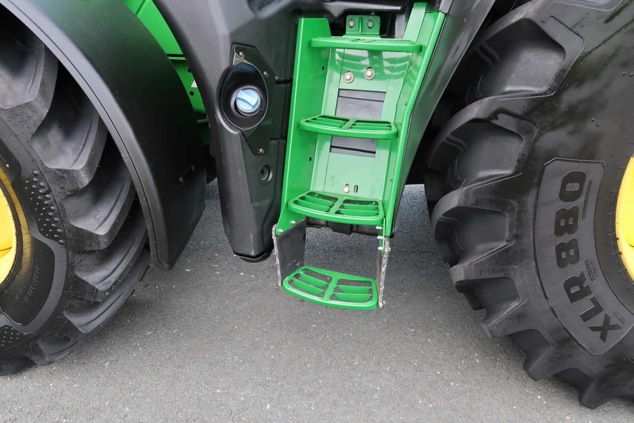 JOHN DEERE 6215R - Image 20