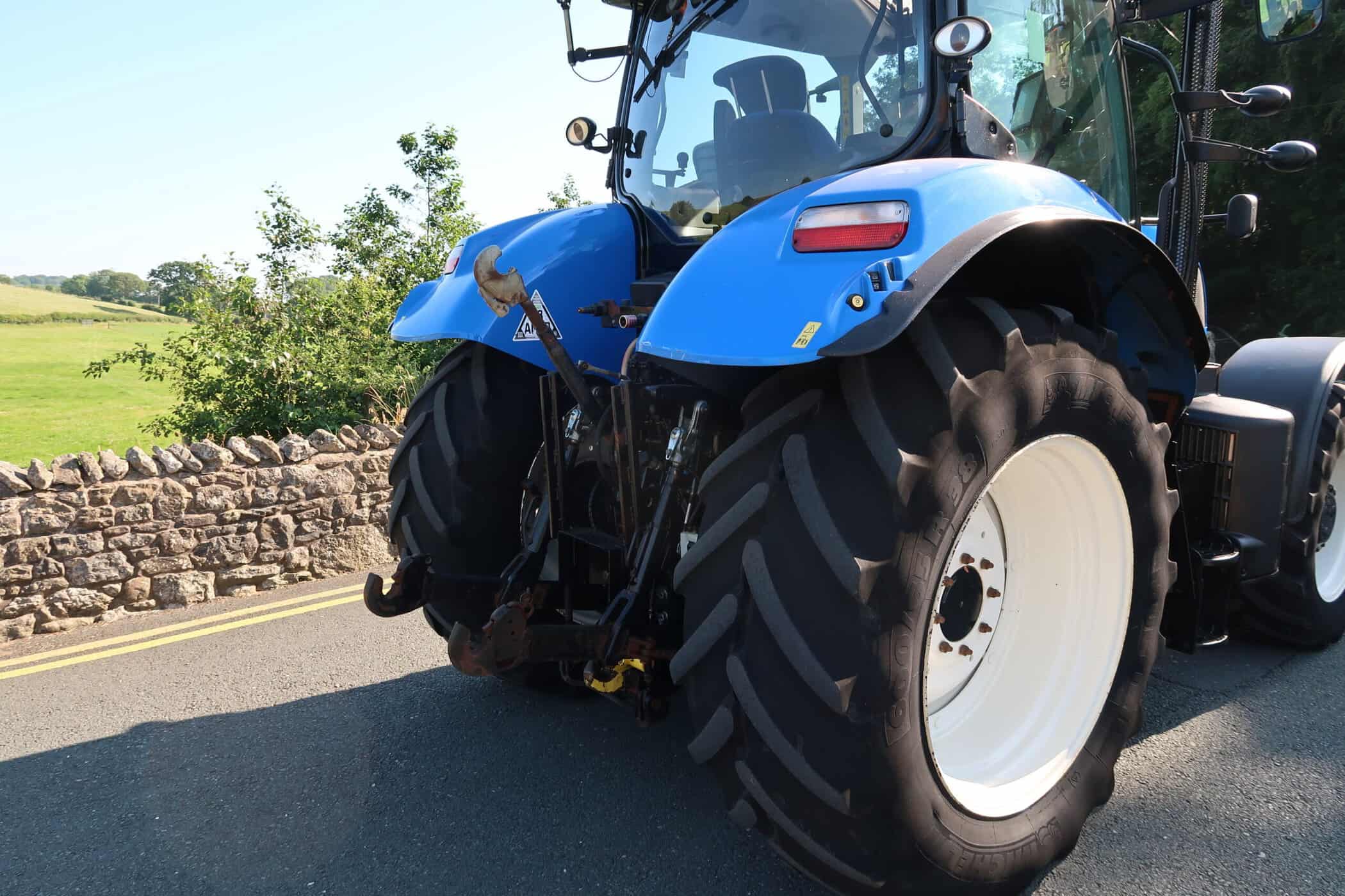 NEW HOLLAND T7.200 - Image 3