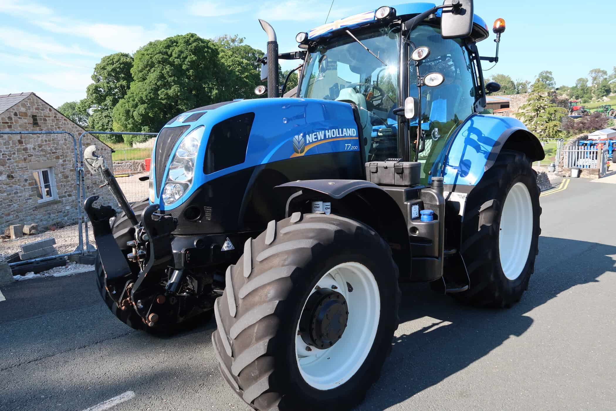 NEW HOLLAND T7.200 - Image 7