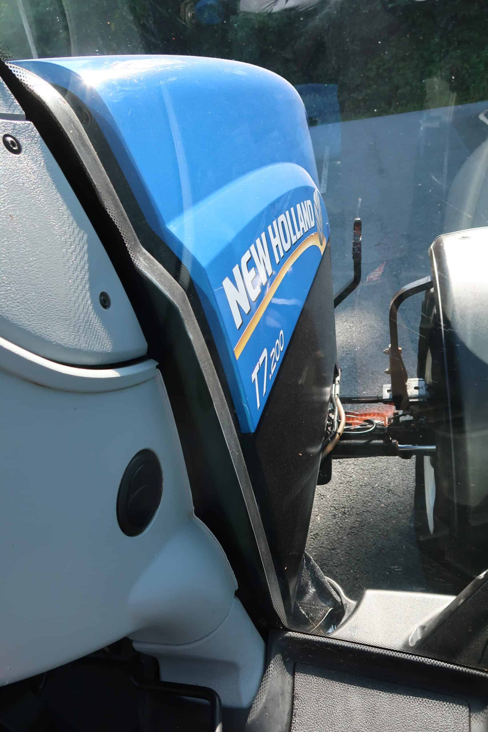NEW HOLLAND T7.200 - Image 24