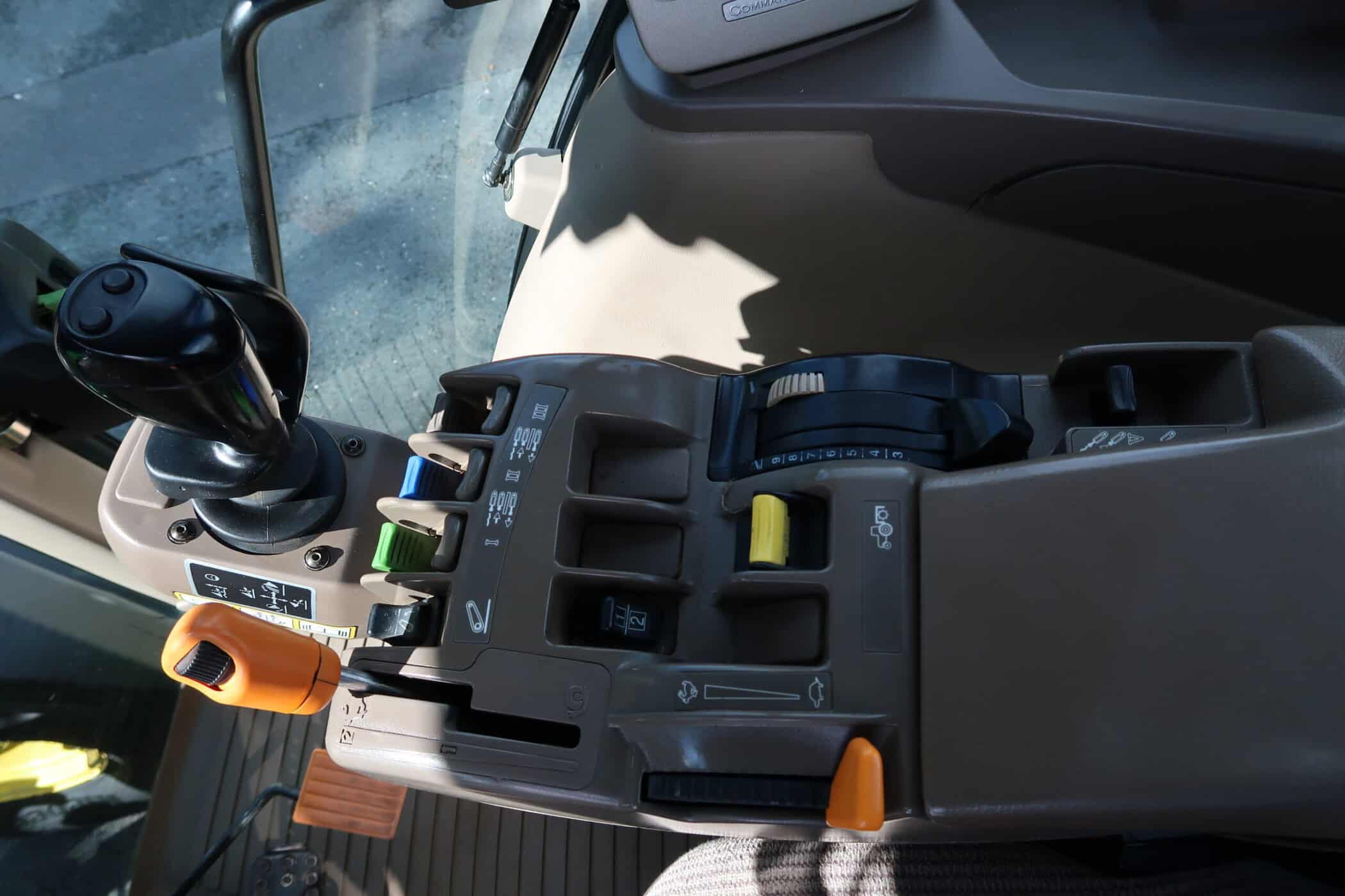 JOHN DEERE 6930 - Image 10