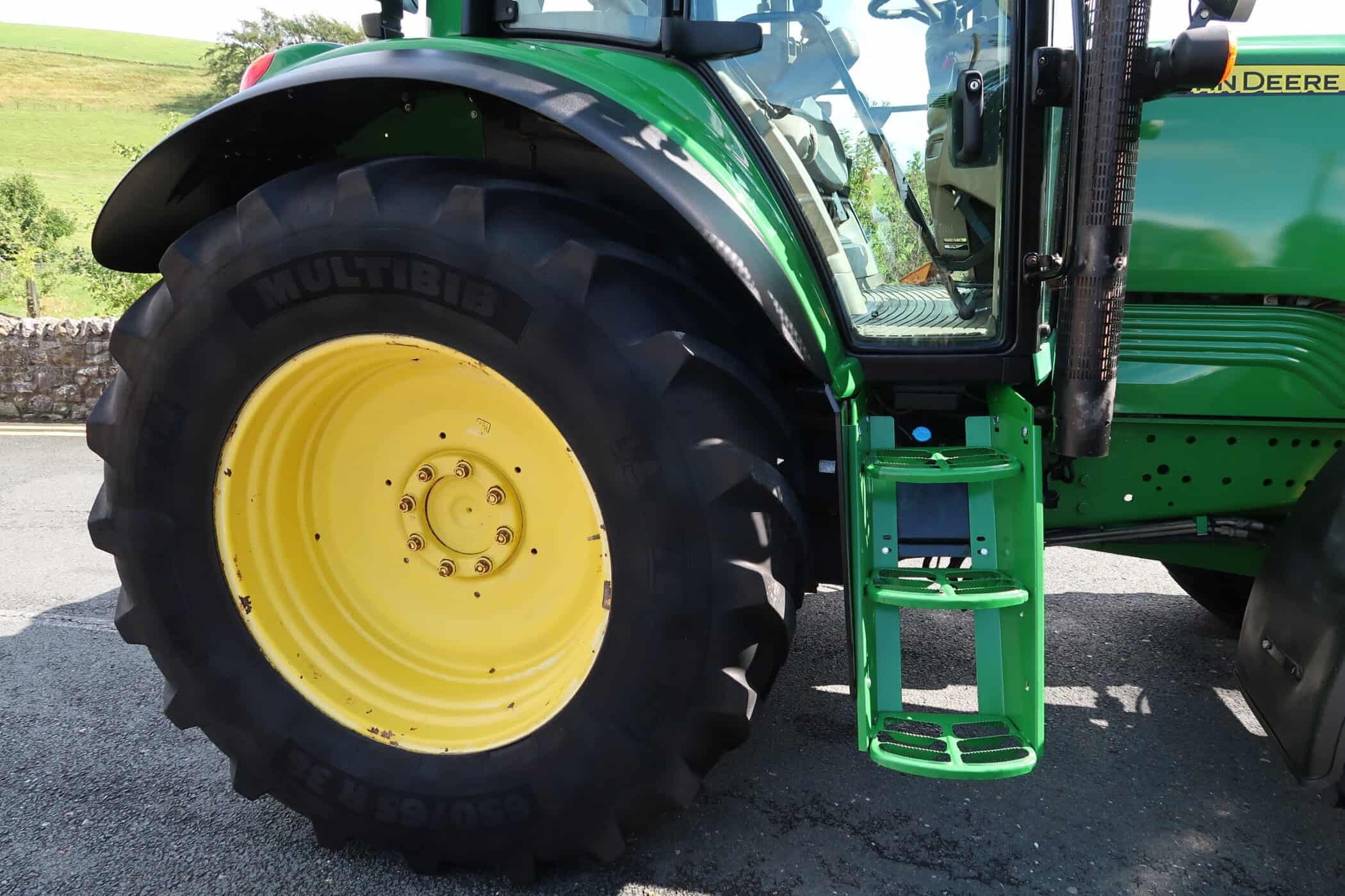 JOHN DEERE 6930 - Image 17