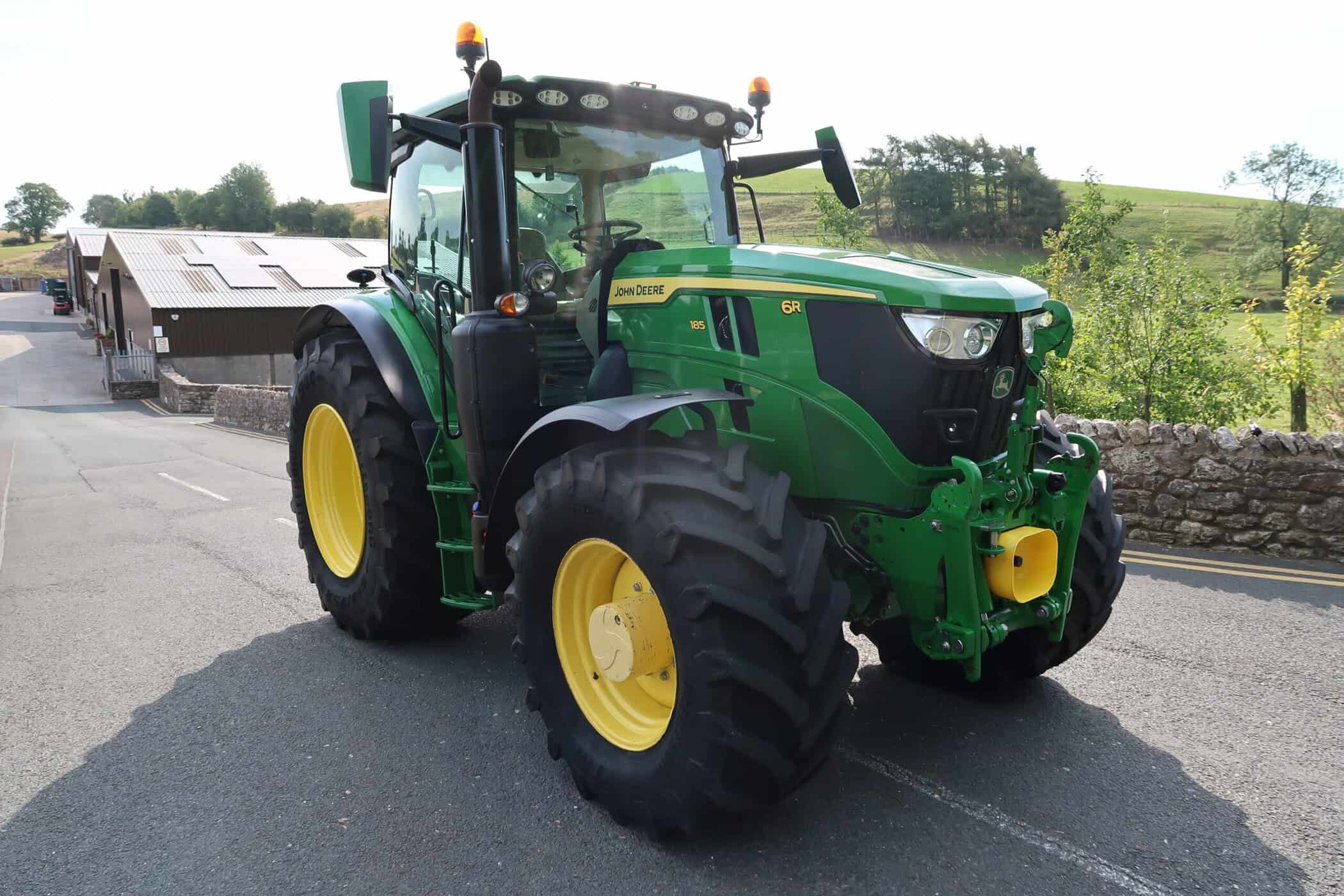 JOHN DEERE 6R185