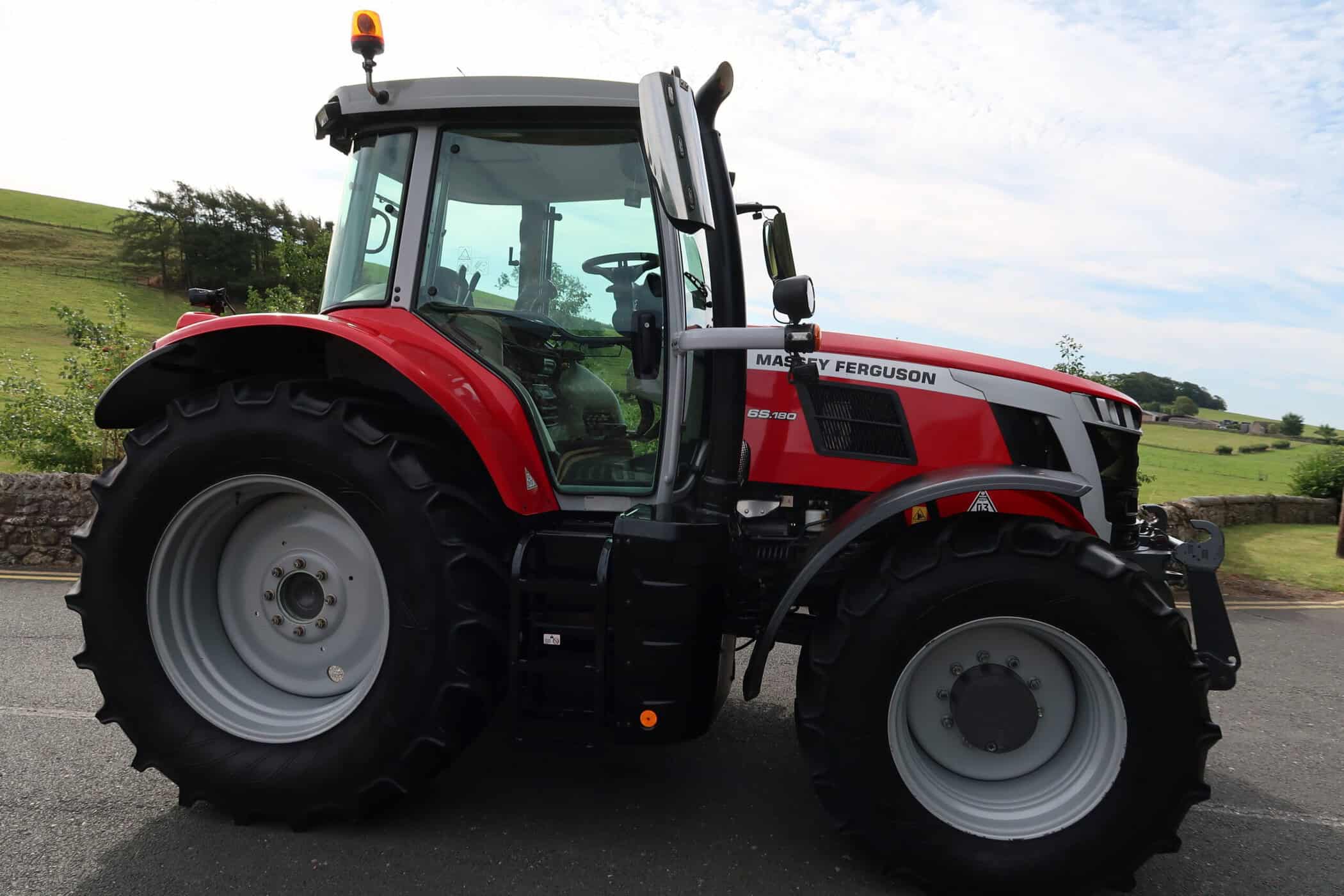 MASSEY FERGUSON 6S.180 - Image 2