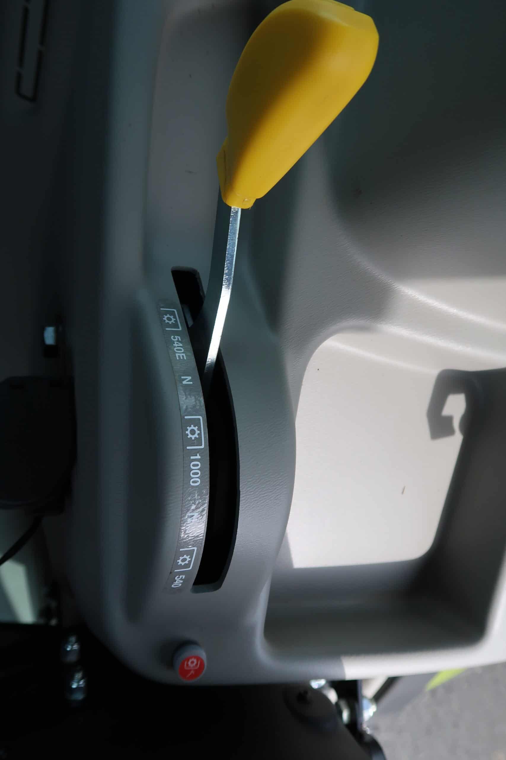 CLAAS AXOS 3.120 - Image 13