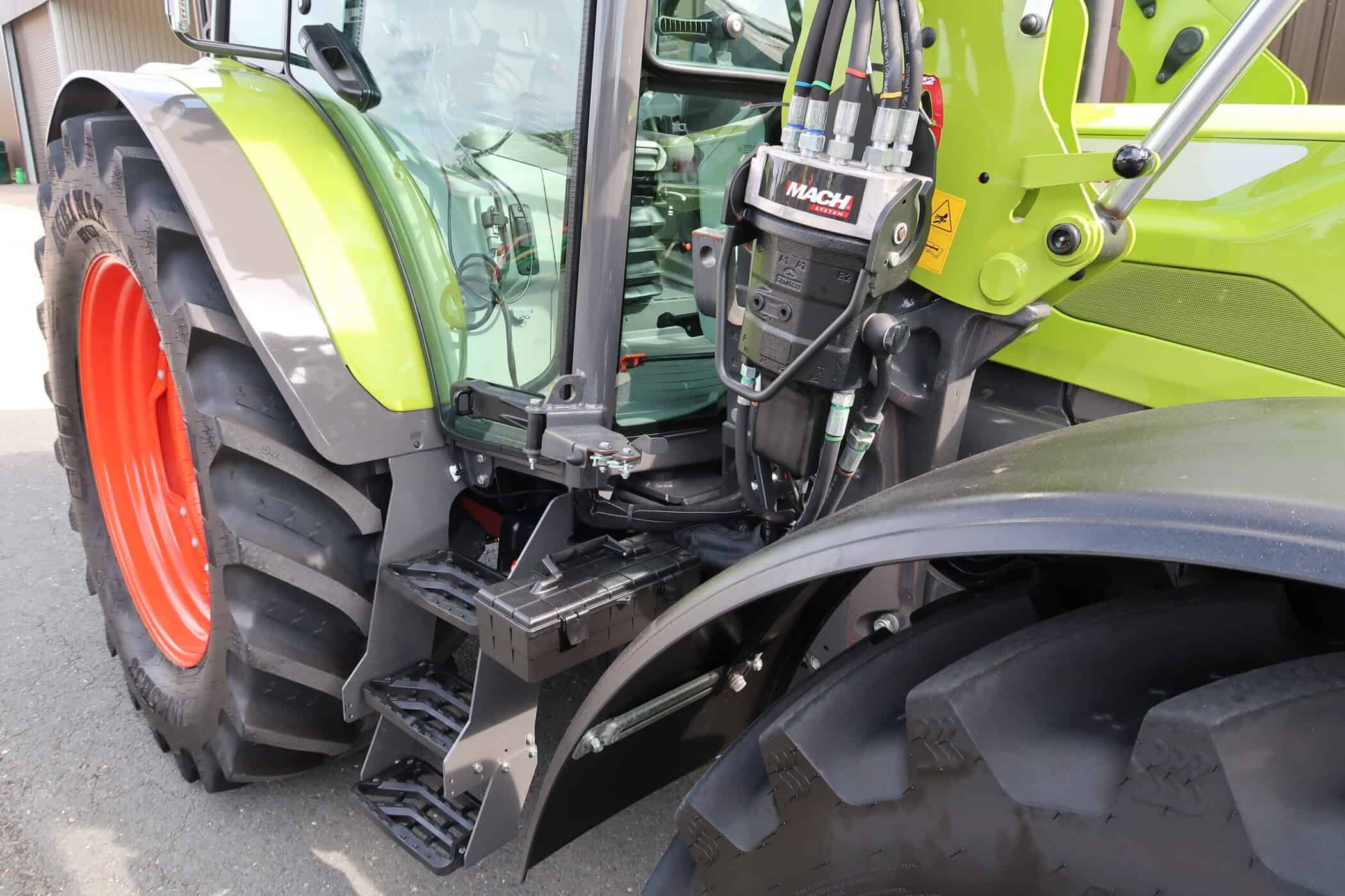 CLAAS AXOS 3.120 - Image 25