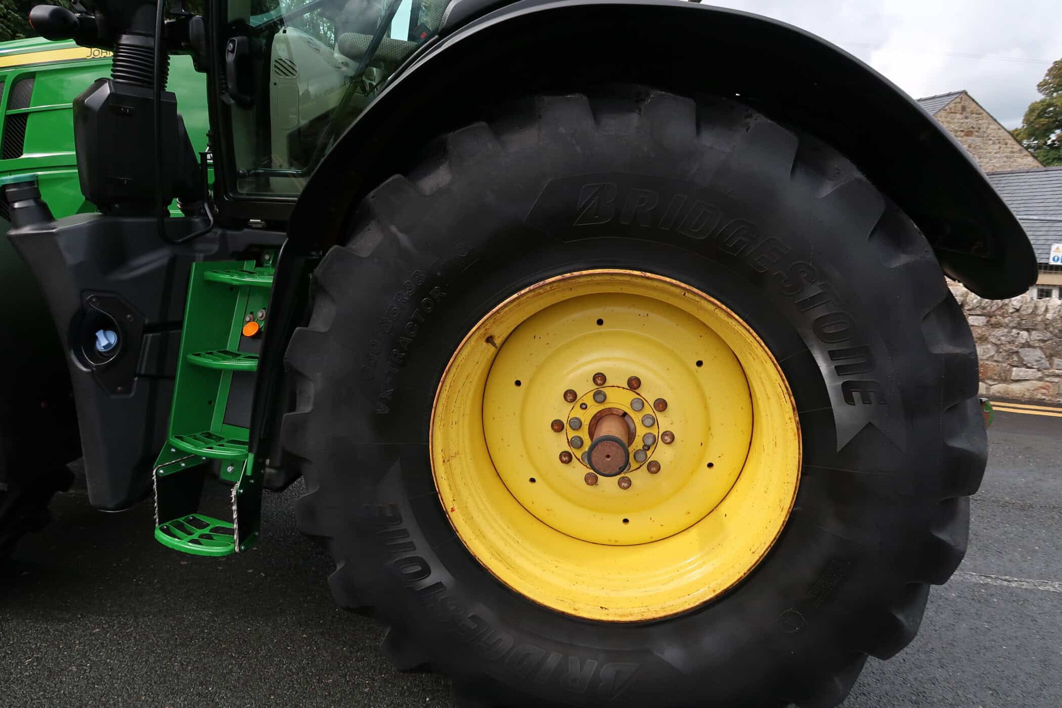 JOHN DEERE 6250R - Image 6