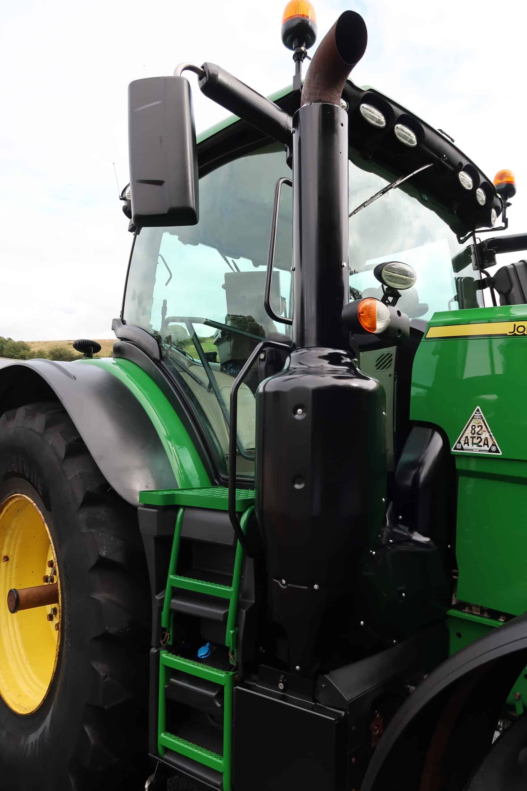 JOHN DEERE 6250R - Image 15
