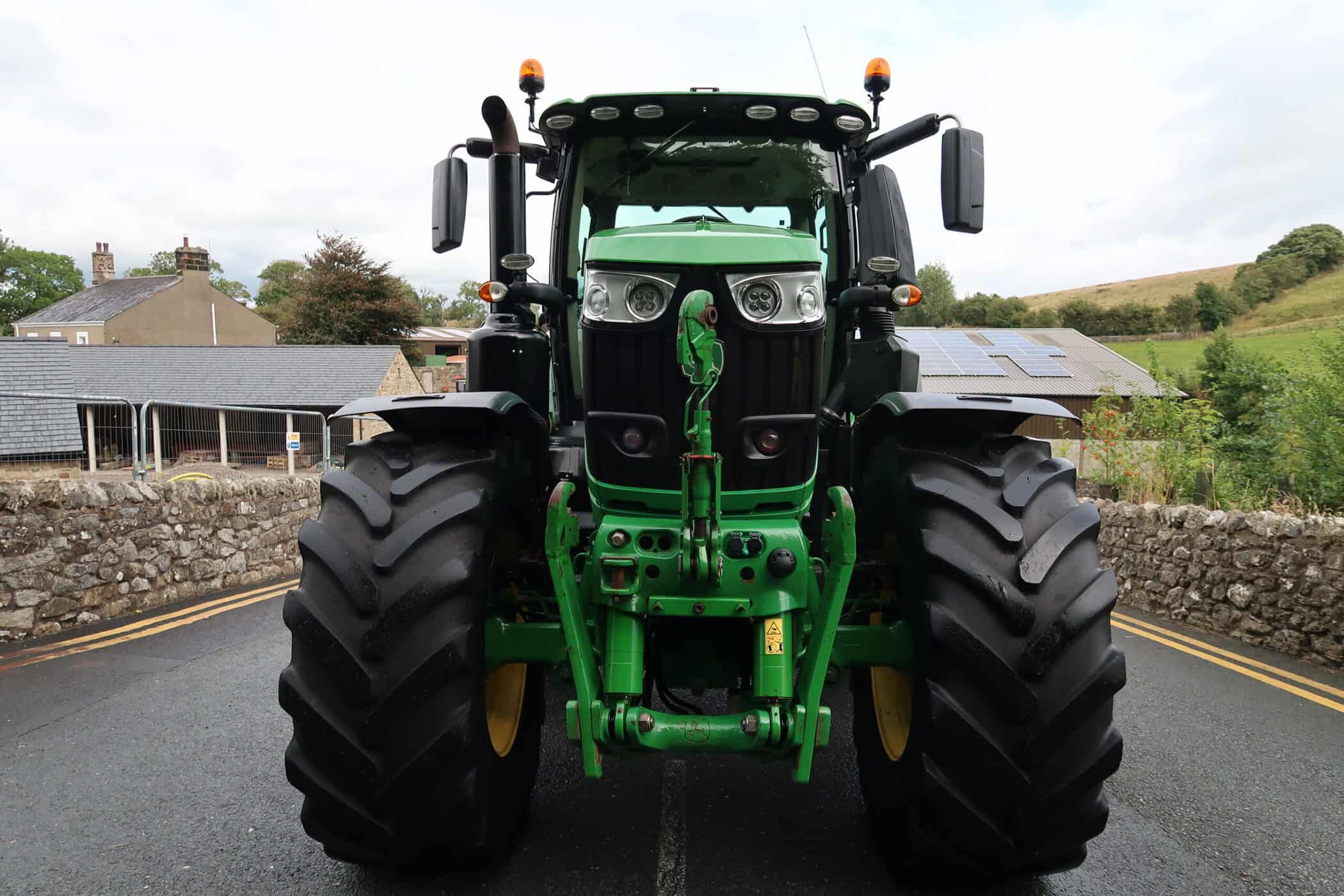 JOHN DEERE 6250R - Image 2