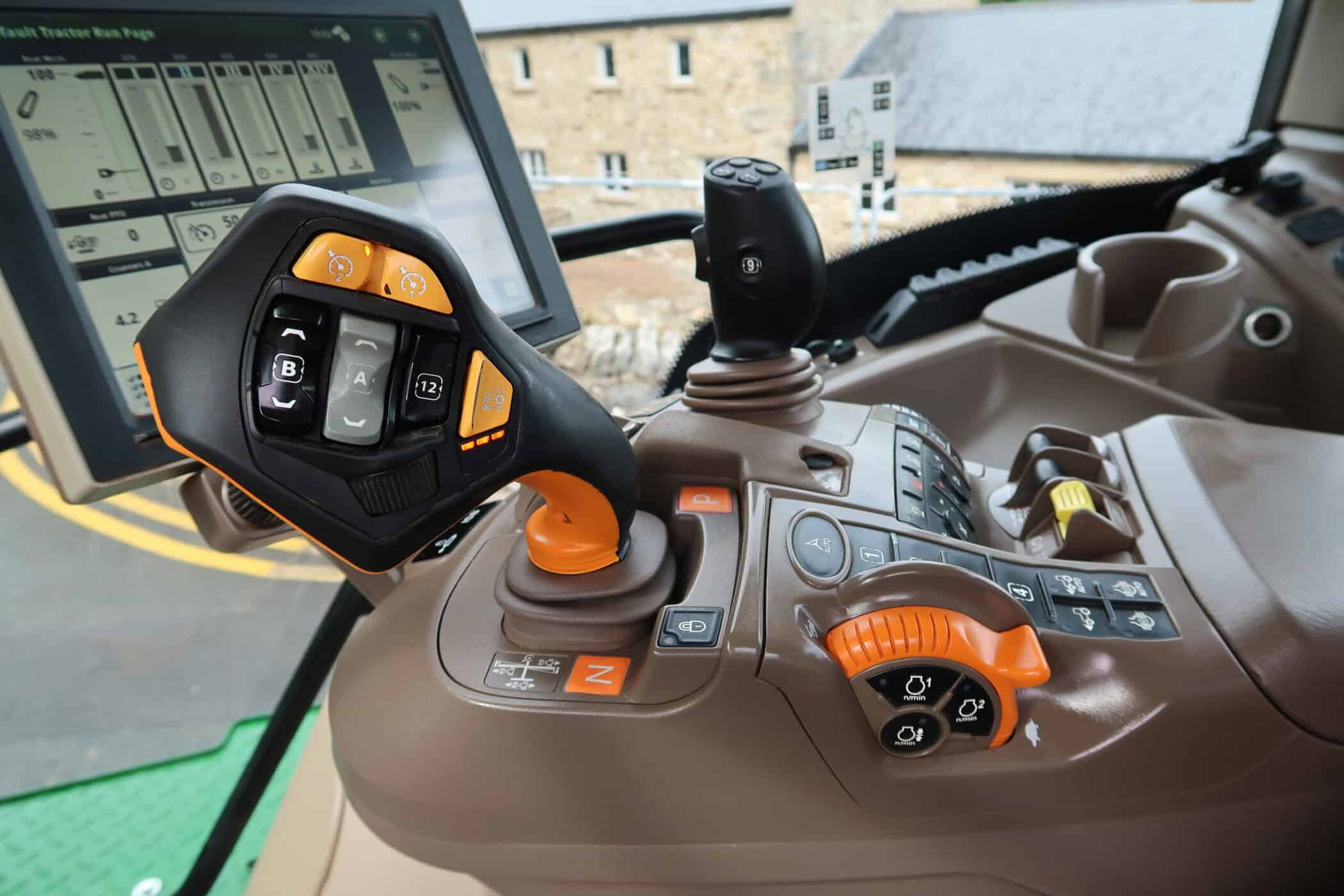 JOHN DEERE 6250R - Image 36