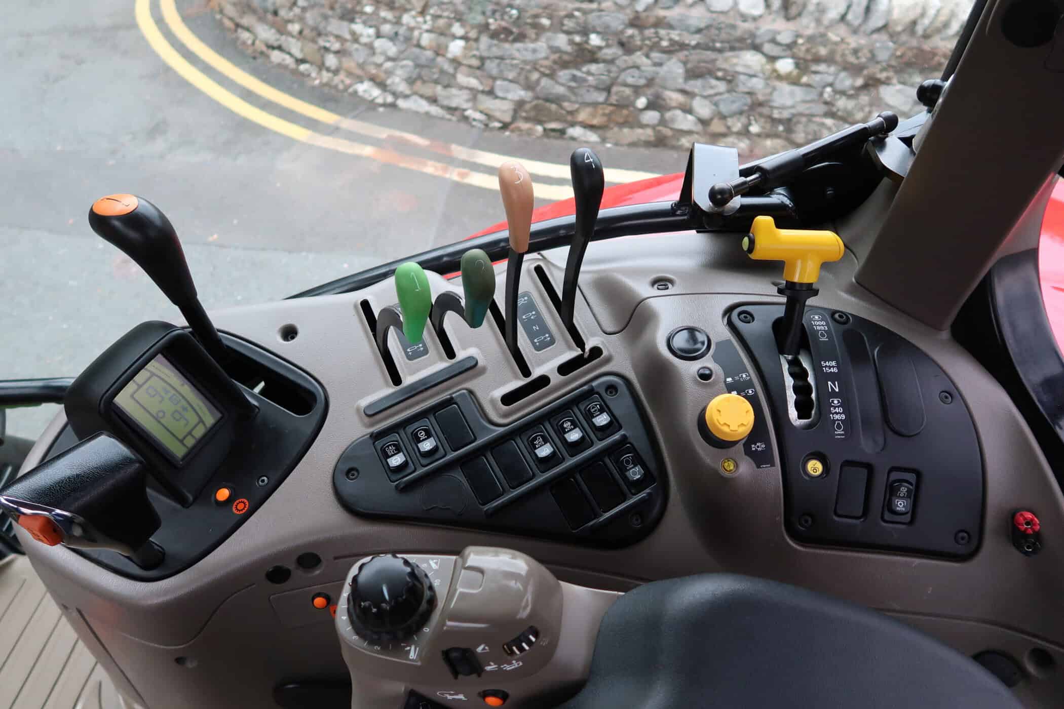 CASE/IH MAXXUM 150 - Image 18