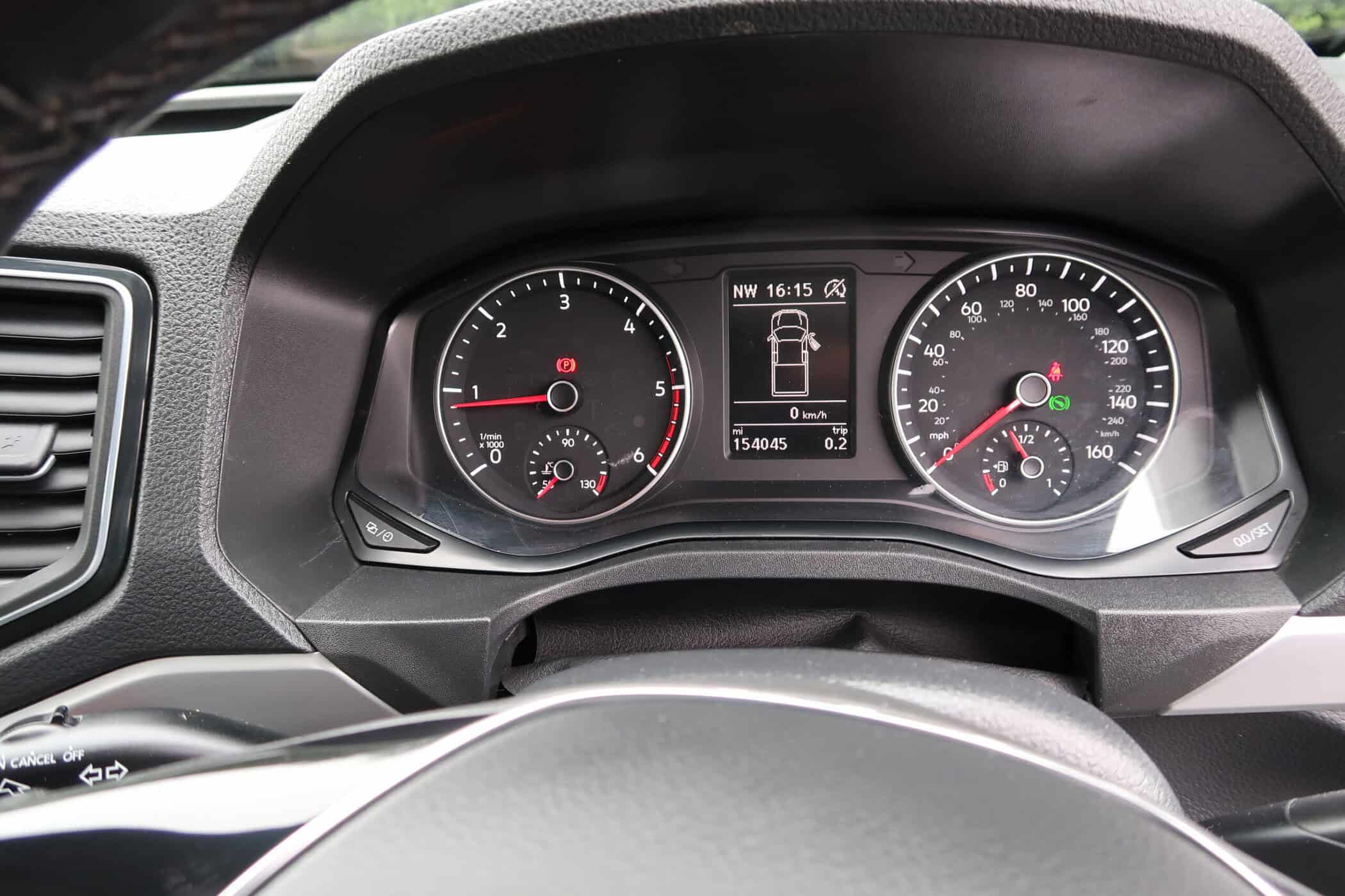 VOLKSWAGEN AMAROK - Image 24