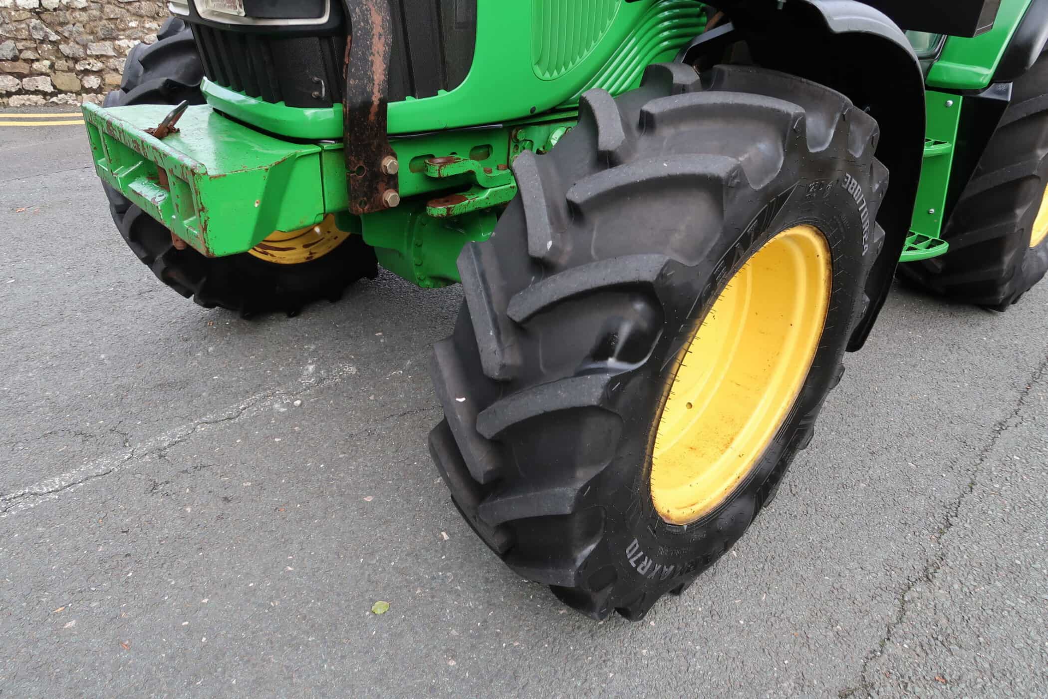 JOHN DEERE 6320 - Image 14