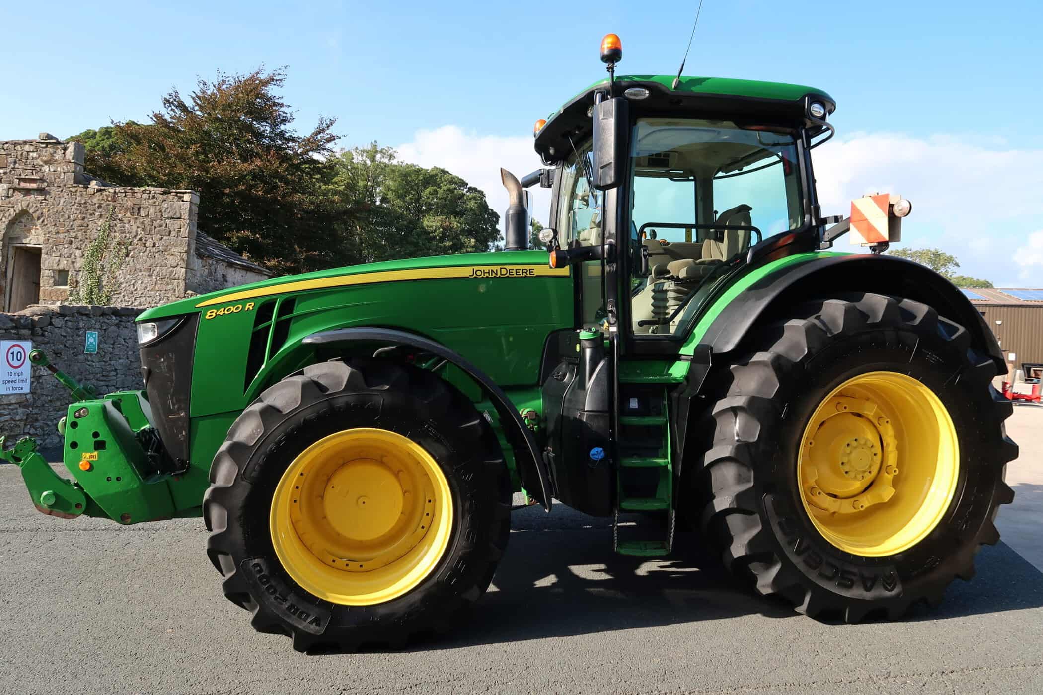 JOHN DEERE 8400R - Image 5