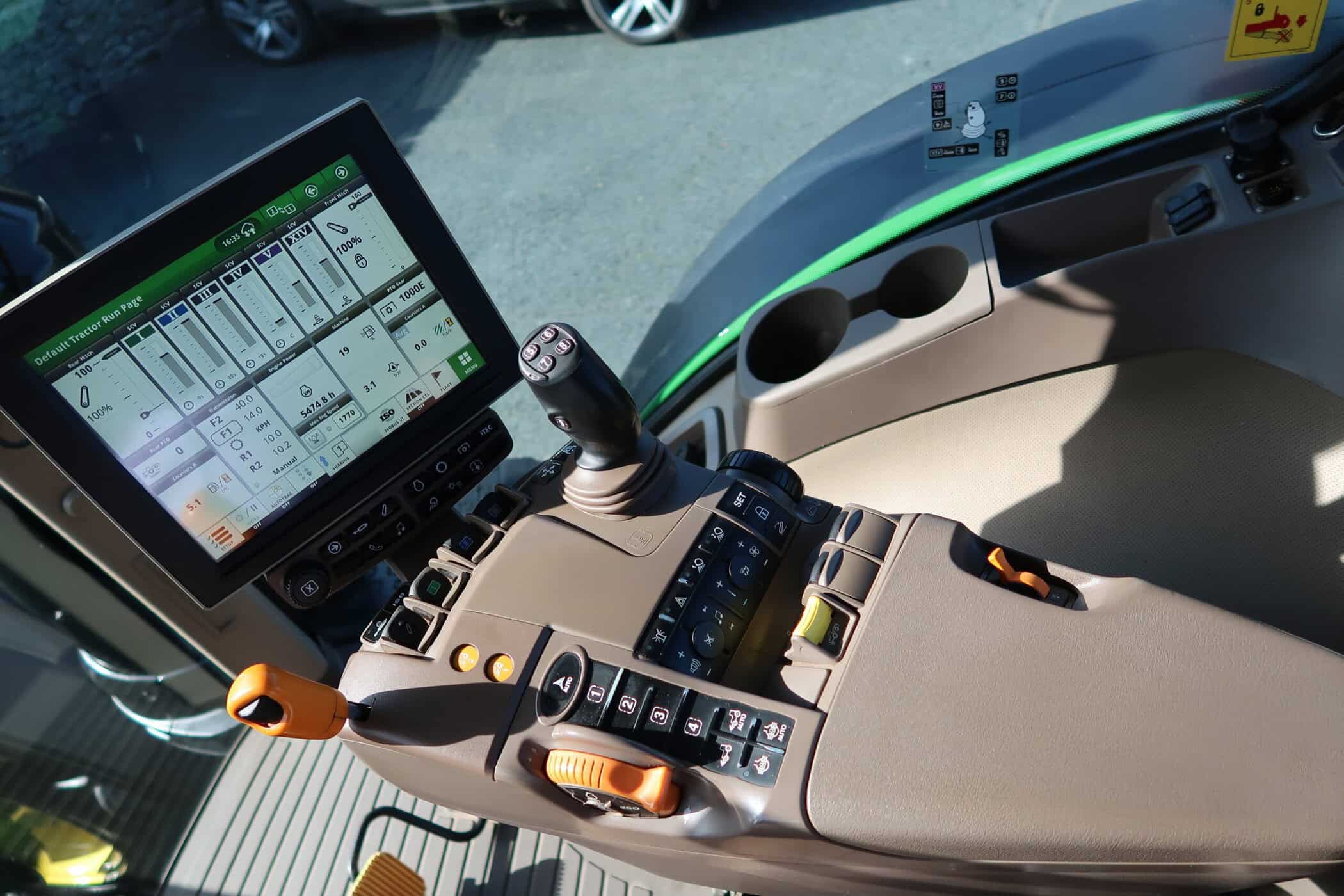 JOHN DEERE 8400R - Image 14