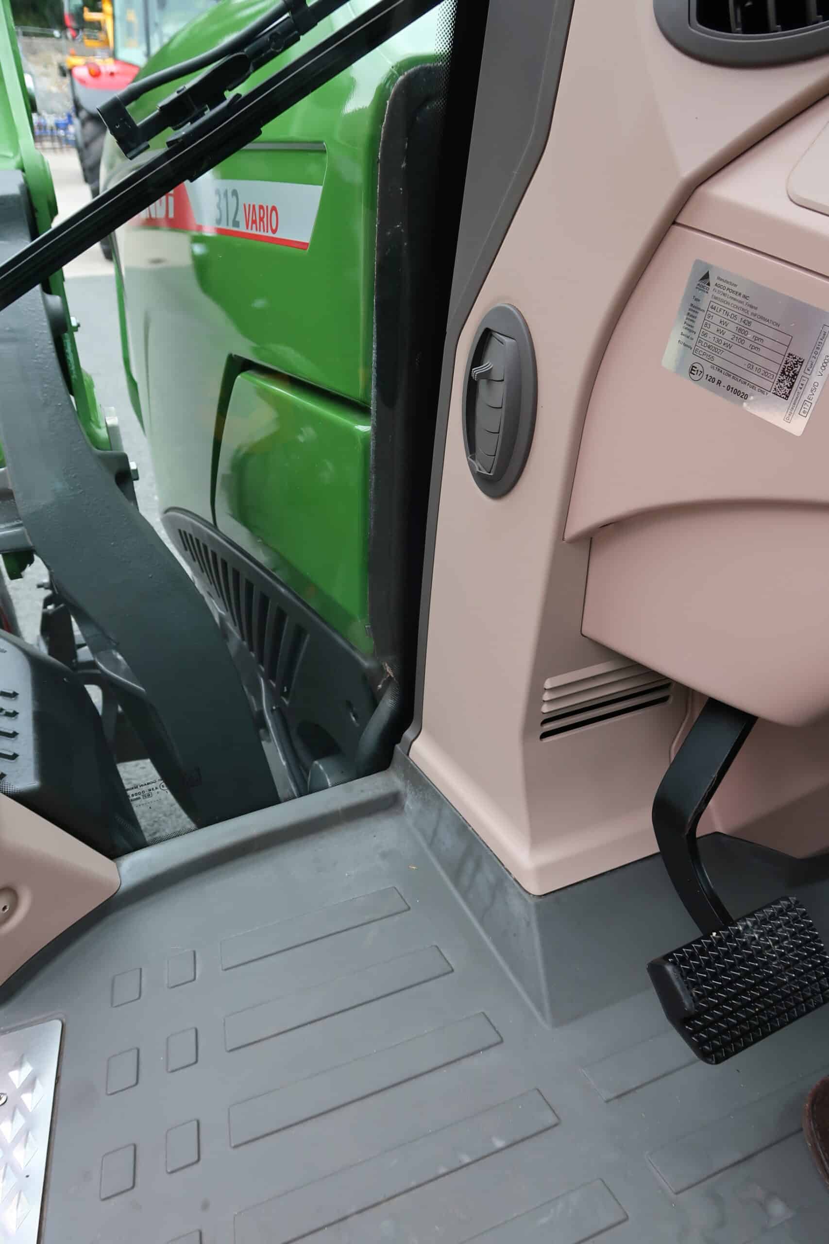FENDT 312 - Image 17