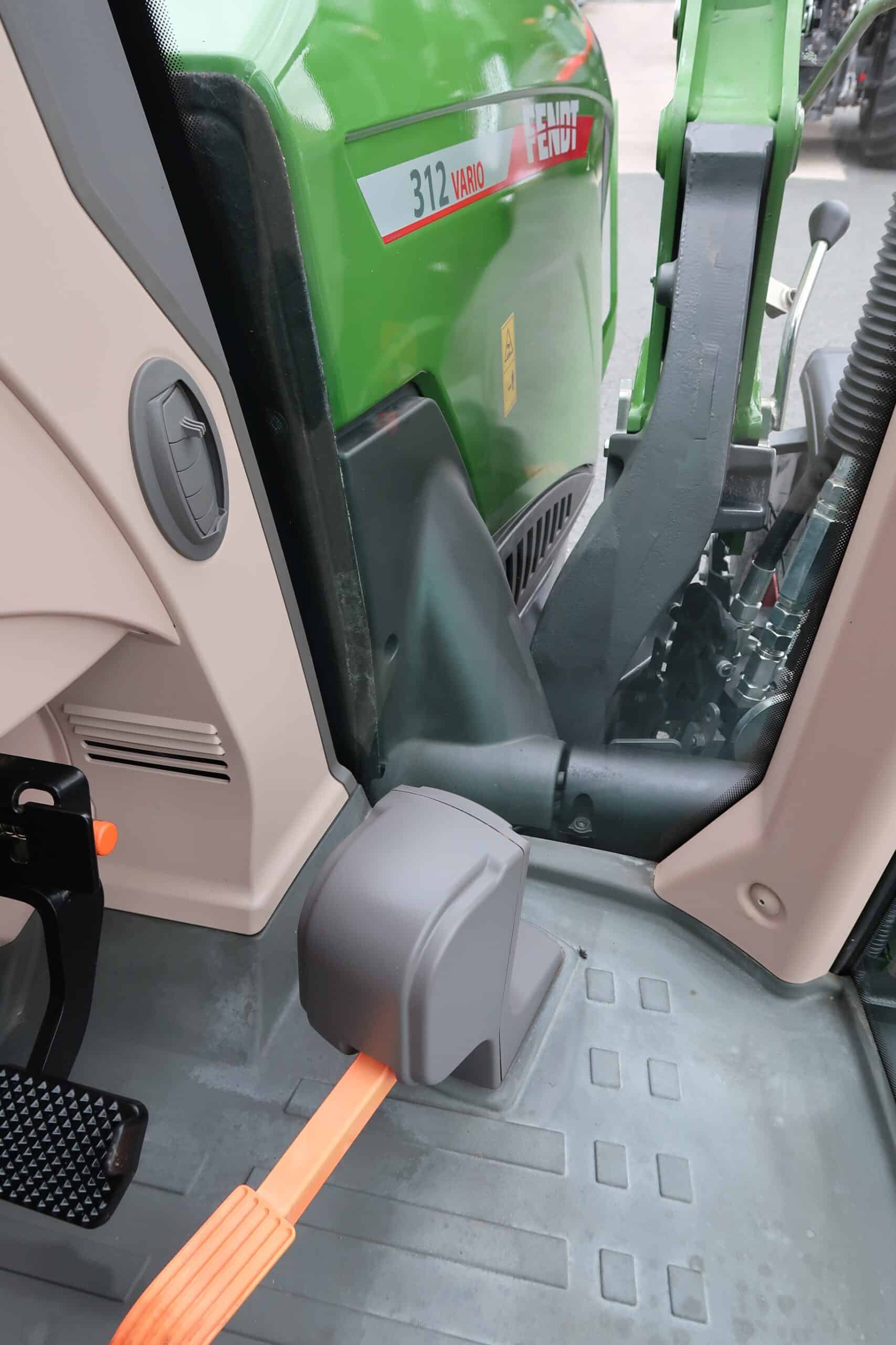 FENDT 312 - Image 18