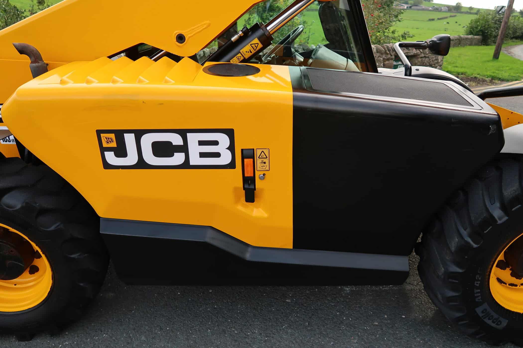 JCB 525-60 Agri Plus - Image 10