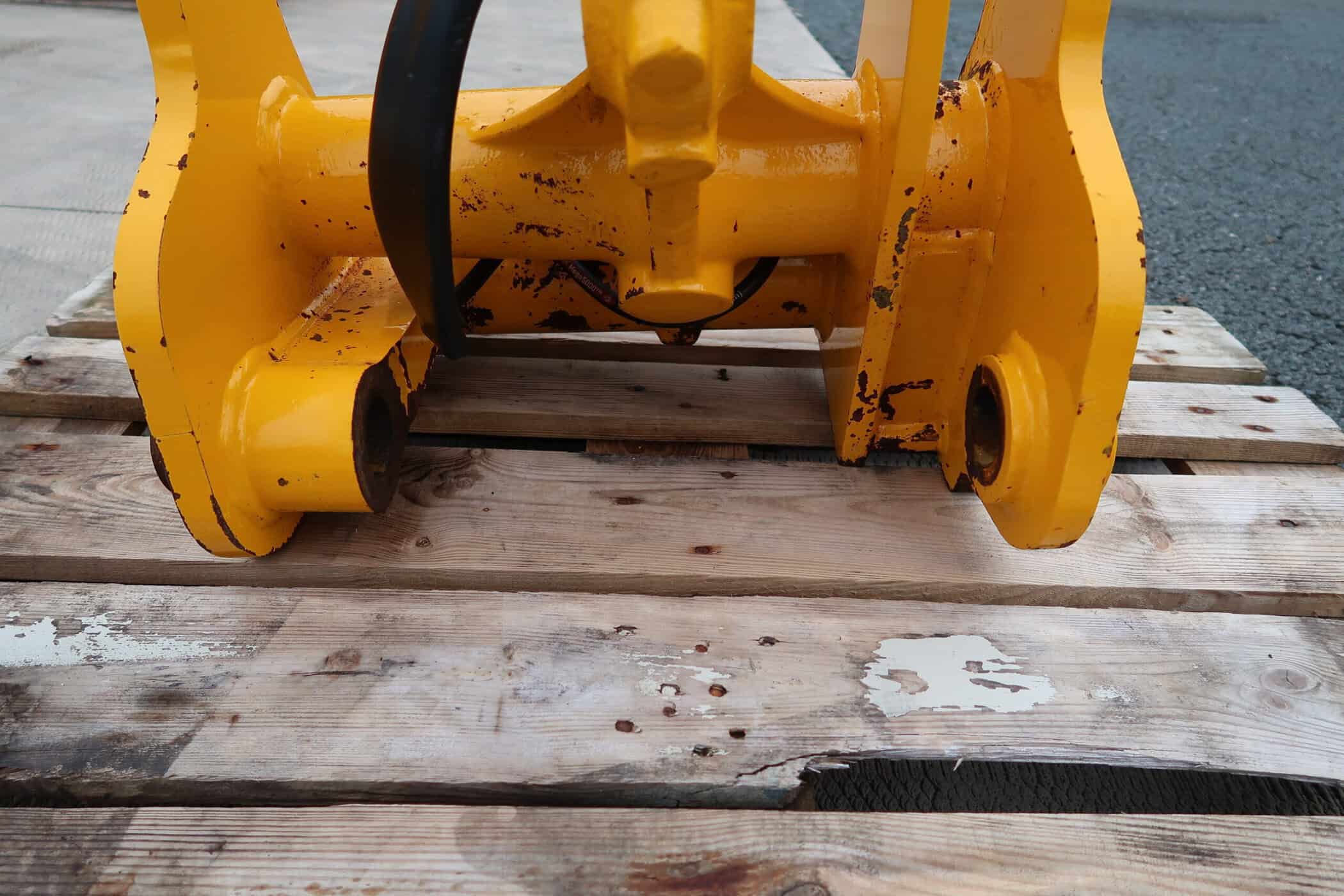 JCB TOOL CARRIER - Image 2