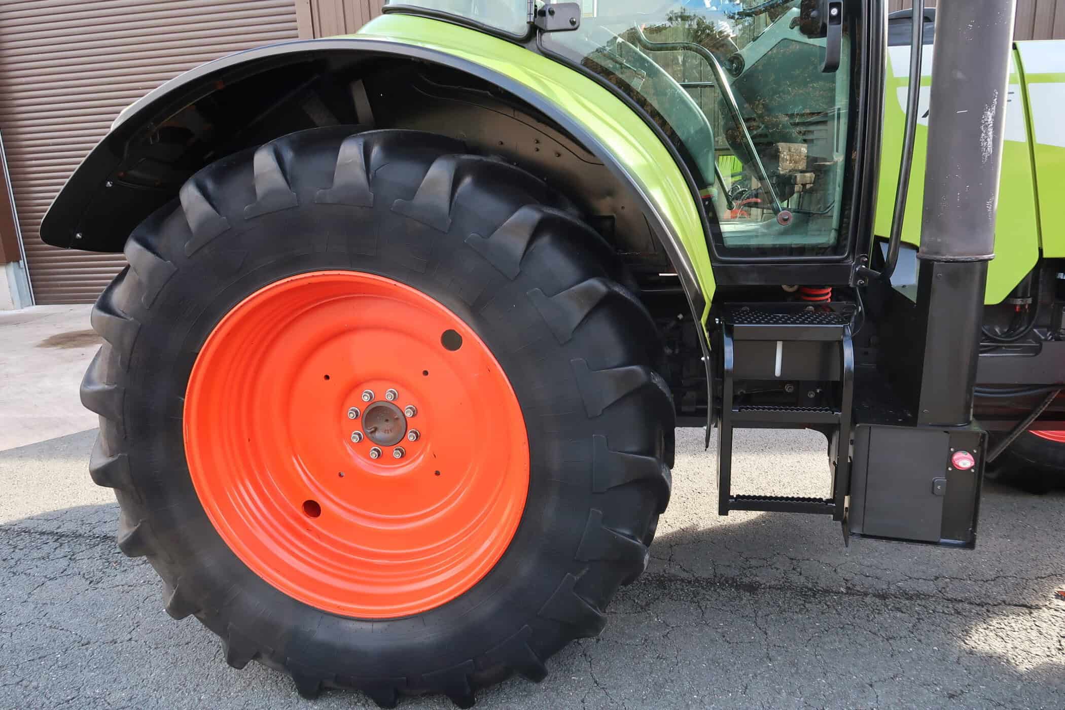 CLAAS ARION 620C - Image 34